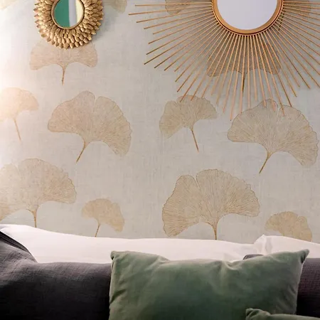 Beautiful And Chic Small *